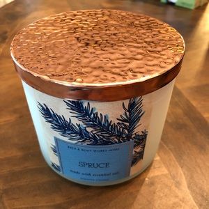 Spruce Bath And Body Works Candle